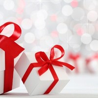 新年给女生送礼物，怎样选才能别出心裁又送到她的心坎里？