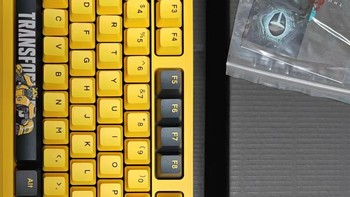 🔥雷神KG8104R大黄蜂联名版：游戏机械键盘鼠标套装，点燃你的电竞激情！