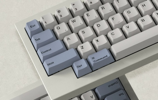 Keychron Q60メカニカルキーボード 赤軸 未開封】 Keychron Q60 QMK