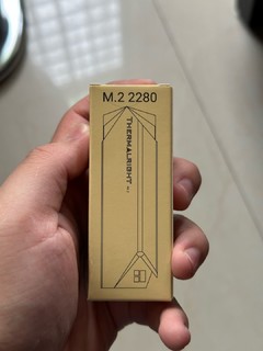 双面导热贴设计：利民TR-M.2 2280散热片散热效果显著