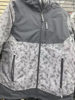 穿上迪卡侬登山服，燃烧卡路里