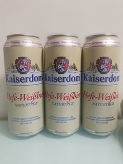 3.6一瓶的凯撒啤酒，酒质芳香，德国传统精酿白啤