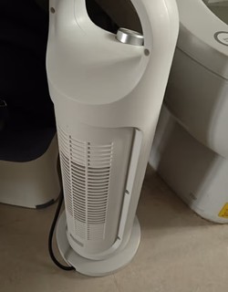海尔（Haier）取暖器家用暖风机立式电暖器取暖神器电暖风热风机摇头暖风扇大