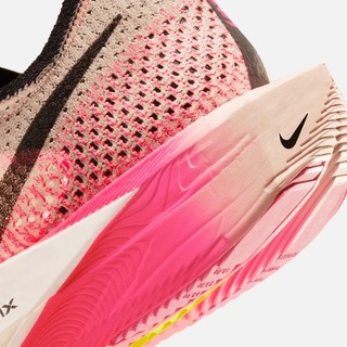 NIKE VAPORFLY 3：疾驰如风，追逐无限可能