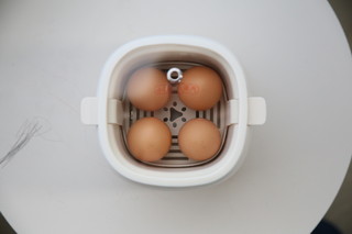 非常适合宝爸宝妈的小家电-卡屋煮蛋器，水煮蛋、鸡蛋羹、酸奶，一鸡搞定