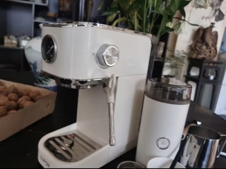 苏泊尔（SUPOR）意式家用浓缩萃取半自动咖啡机 办公室商用小型便携式摩卡手冲咖啡壶 全自动美式打奶泡