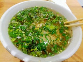 一碗清汤牛肉面11元，贵吗？