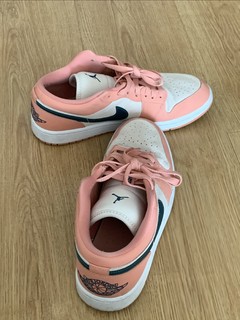 Nike jordan运动休闲鞋，好穿又帅气。