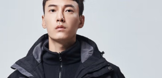 情侣必备！秋冬冲锋衣，防水透湿，户外保暖新体验！