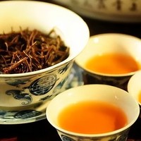 四川茶博会 篇三十六：在四川茶博会上，为什么盖碗茶具独领风骚？