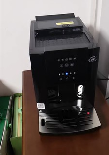 全自动蒸汽打奶泡现磨小型咖啡机07S