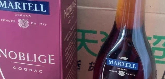 比老爸会买酒之买马爹利别买到假酒了