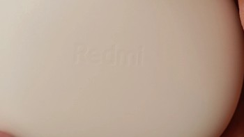 Redmi Buds 4青春版：轻巧舒适，音质出色，性价比之选