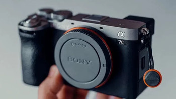 聊聊摄影 篇四：给你选择，Sony A7C2还是A7M4？