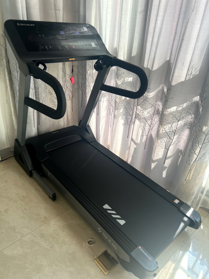 舒华跑步机e6家用款可折叠减震室内健身sh-3900h2多功能智能_什么值得