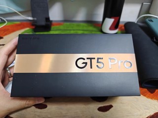 性价比旗舰之选 realme真我GT5 Pro！