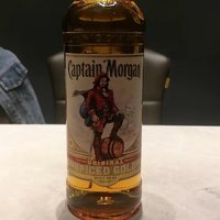 摩根船长金朗姆酒