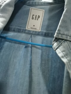 一件Gap衬衫，从年头穿到年尾
