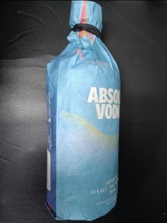 绝对（Absolut） 伏特加 洋酒 40度 原味 700ml 霹雳装 年货畅饮