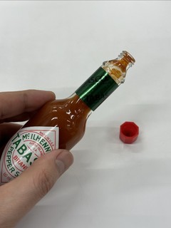 🔥 点燃味蕾：TABASCO® 辣椒酱的热辣体验 🔥