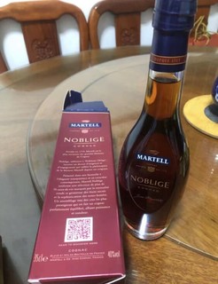 马爹利（Martell） 名士VSOP 干邑白兰地 洋酒 350ml 年货礼盒￼￼