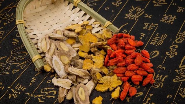 祛湿需健脾，健脾需疏肝，分享中成药，剔除骨子里的湿！