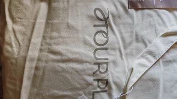 亚朵羽绒枕头：舒适支撑，高品质睡眠伴侣