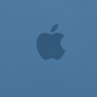备件库寻”宝“  篇二：运气貌似还行的8成新 - Apple iPhone 15 Pro Max 凛蓝色硅胶保护壳