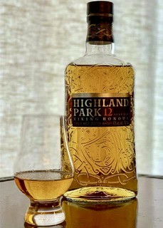 爱上泥煤：高原骑士（Highland Park）12年威士忌