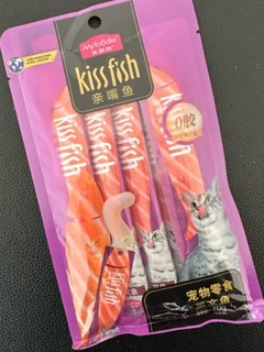 麦富迪猫条，猫咪的绝佳小零食！