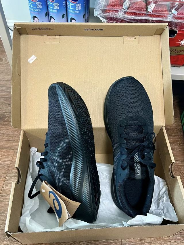 山姆Ascis男款运动跑鞋不到200是捡漏还是智商税？