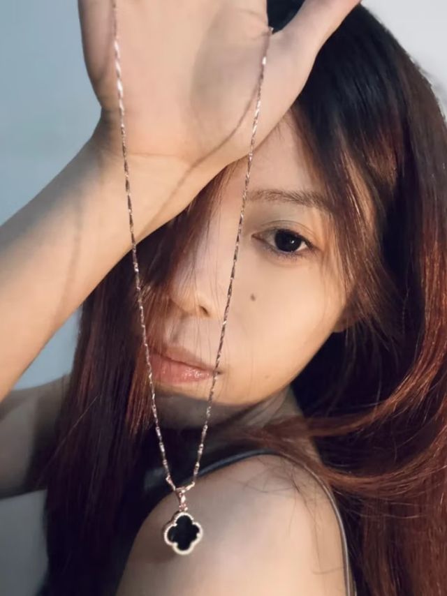 央创华钻【中国黄金】S999足银四叶草项链女士玫瑰金锁骨链吊坠生日礼物