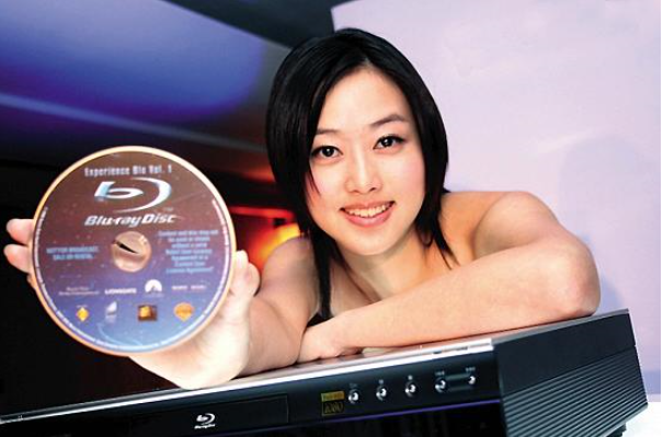 科技东风｜AI生成视频堪比CG、华为Mate 60大降价、英伟达AI超算，4608块H100