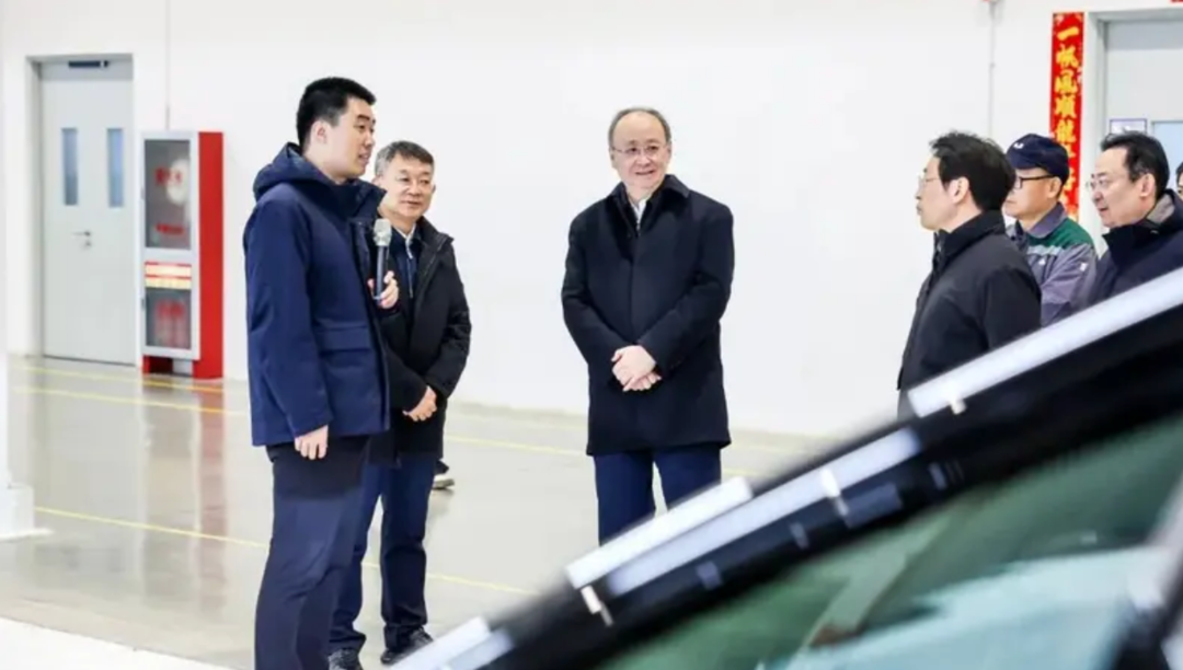 理想汽车北京工厂计划3月规模量产，今年挑战80万辆销售目标