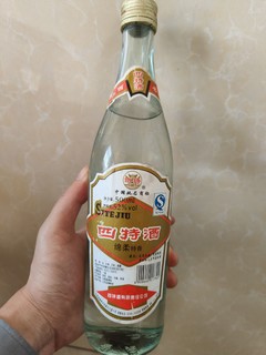 新春品酒，喝一杯四特老酒，这瓶2013年的四特老酒22元