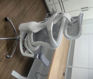 📌 西昊 C300 人体工程学椅：舒适与功能的完美结合 