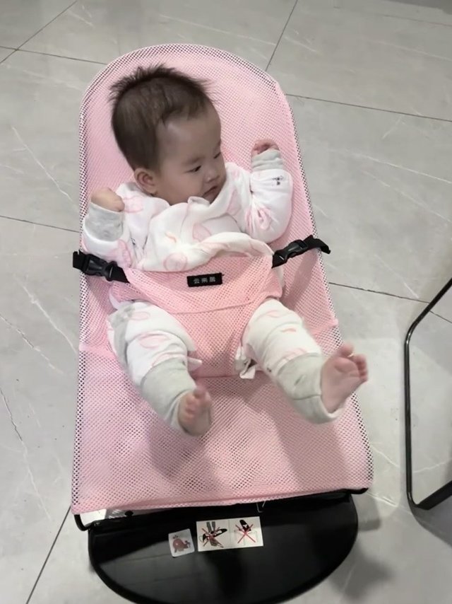 一个人带娃吃饭上厕所必备神器