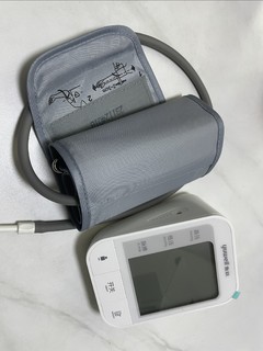 ￼￼给家里老人购买的鱼跃(yuwell)电子血压计YE670CR