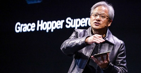NVIDIA CEO 黄仁勋预警：下一代 GPU 会非常难买，所有产品严重供不应求