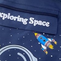 时尚与实用并存！这款"星际宇航"书包，让你成为校园焦点！