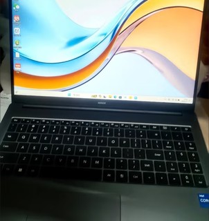 荣耀MagicBook X16 战斗版 12代酷睿标压i5 16G 512G 16吋高清护眼屏 轻薄本笔记本电脑 智慧互联