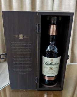 Whisky Life：百龄坛（Ballantine`s）30年威士忌