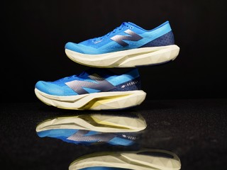 newbalance fuelcell rebel v4