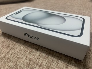 开学必备好物，iPhone15陪伴左右真舒服