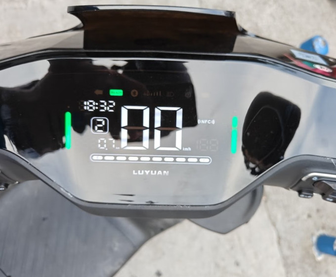 想买长续航电动摩托车,推荐绿源s70