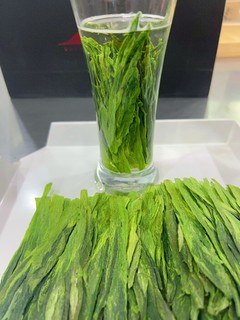 品味高山之美🌹，吴家世茶的太平布尖绿茶来喝🍵