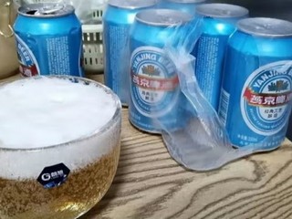 燕京啤酒，清爽一夏！