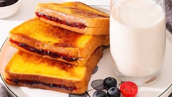 明星早餐新宠：泓一岩烧乳酪吐司面包！
