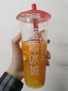 好喝的橙汁，雪王可以的！