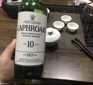 拉弗格（Laphroaig）10年 苏格兰 艾雷岛产区 单一麦芽 威士忌 洋酒 700ml 礼盒